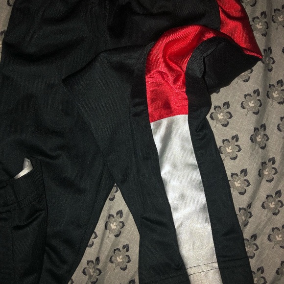 Nike toddler track pants - Picture 2 of 3